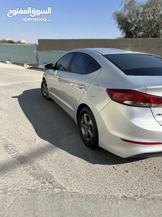 هيونداي افانتي 2016