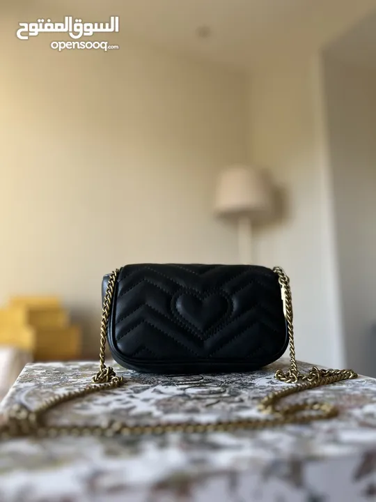 Gucci’s best bag and best quality black color and cross body always ( recommended )