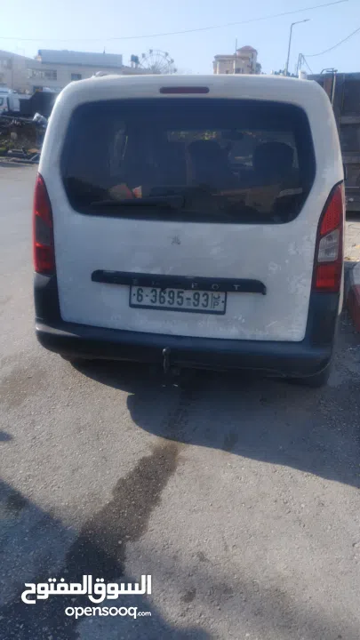 بيجو بارتنر للبيع