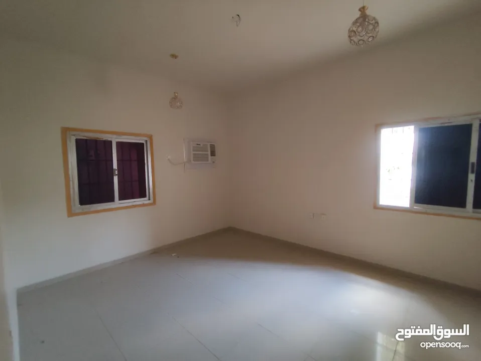 بيت شعبي كبير للإيجار في منطقة العافيه  House for rent in Al Ghafia area