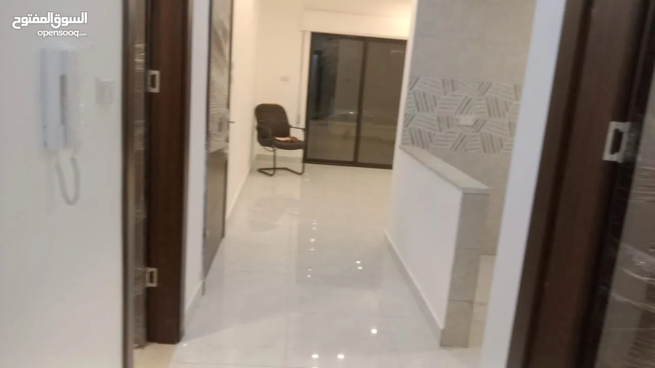 شقة لايحار