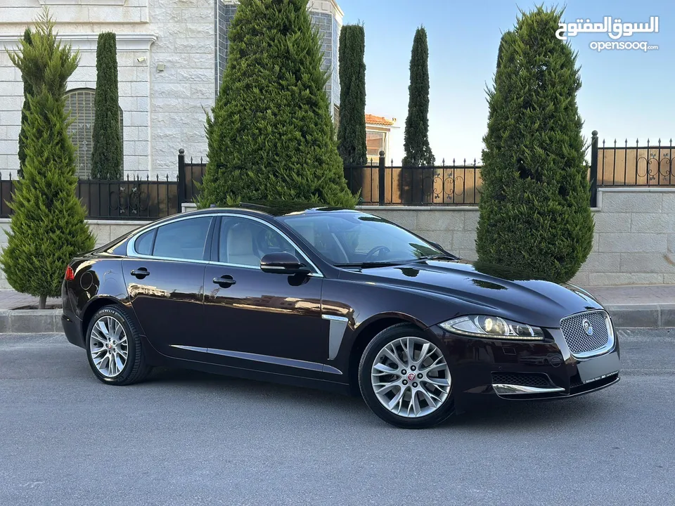 JAGUAR XF 2014 Full option وارد الوكالة / صيانة الوكالة قاطعة مسافة 100 الف كم