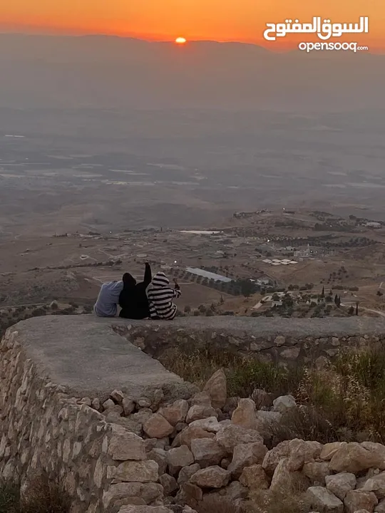 للبيع في السلط المغاريب نمر مساحة 350 متر جميع الخدمات متوفره