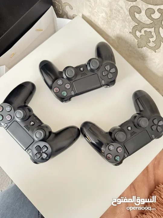 إيد بلايستيشن4  ذراع تحكم بلايستيشن4 playstation4 controller  مستعمل بحال الوكالة نظيفة جدا عالفحص