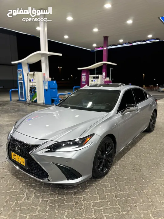 أقوى عرض لكزس ES350 F SPORT 2022 أعلى المواصفات بحالة الوكالة وبسعر خيالي