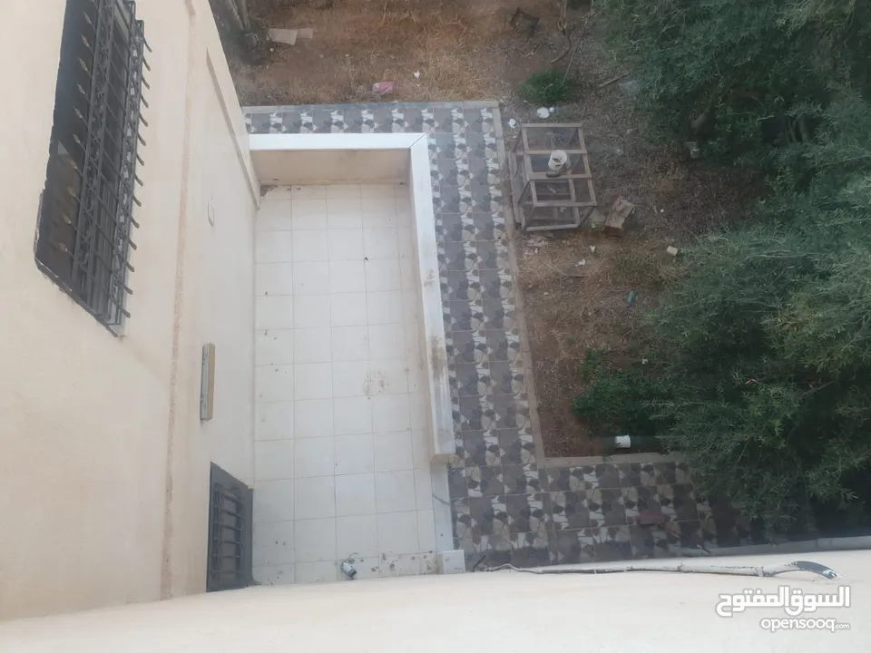 بيت مستقل دوبلكس للبيع الزرقاء ضاحية المدينة المنورة