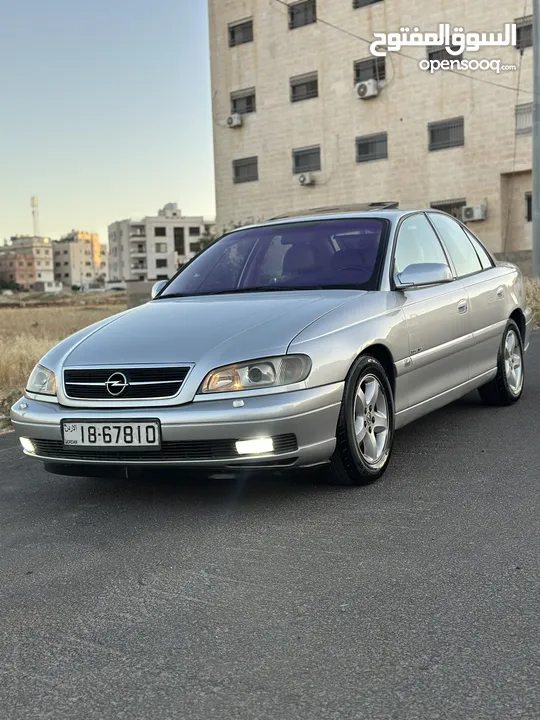 أوبيل أوميجا 2003 للبيع