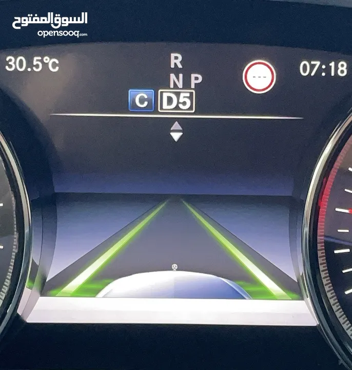 ‎‏E200  ‏ᄉ Mercedes-Benz ‏‎