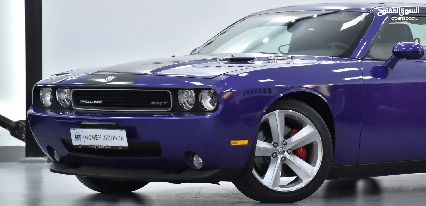 ONE and ONLY in the WHOLE REGION! SAME LIKE BRAND NEW CAR! Dodge Challenger SRT8 6.1 HEMI \ 2010-GCC