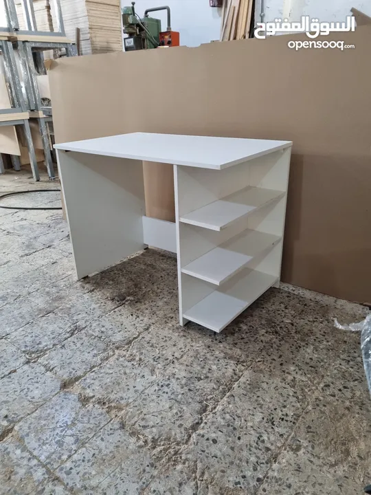 مكتب دراسة تشكيلة واسعة من المكاتب الدراسية وطاولات الجيمنج تناسب الجميع اطلبها الأن والتوصيل مجاني
