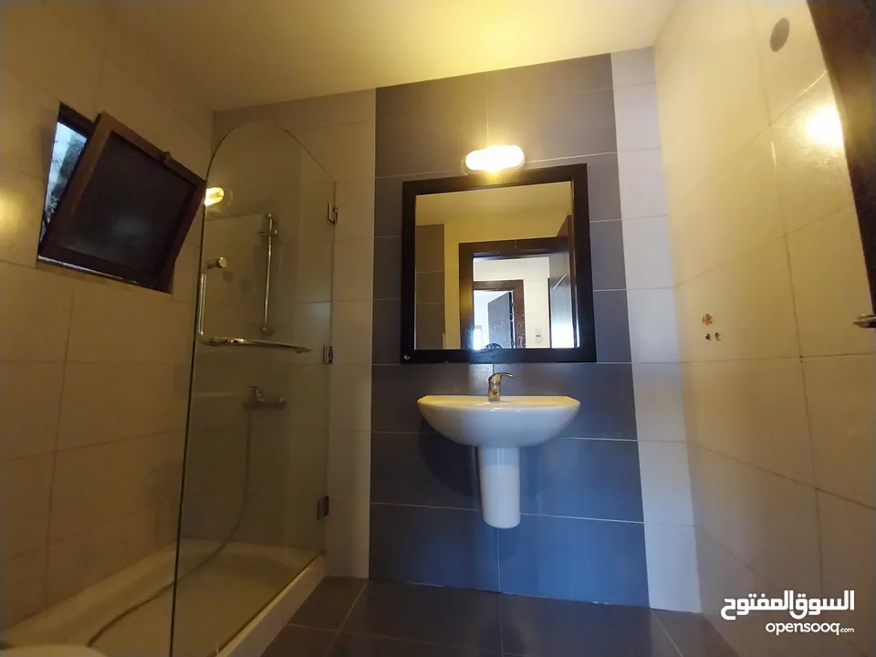 شقه للايجار في دير غبار مع رووف بالطابق الاعلى ( Property 33598 )-175081770