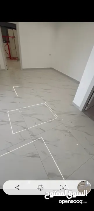 شقه في بتونيا مساحه 175متر طابق اول فوق الشارع