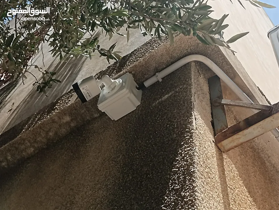 خبرة 15 سنه بتركيب وبيع كاميرات المراقبة والكمبيوتر نضعها بين يديكم  باشراف هندسي