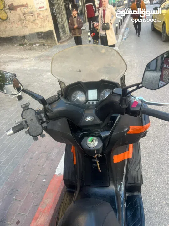 فزيا داون تاون رخصه كوساكي 300 مكسور عليها موجوده برام الله