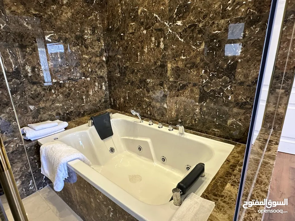 شقة 6 غرف نوم للايجار في الظهير ( Property 39856 )-175046761