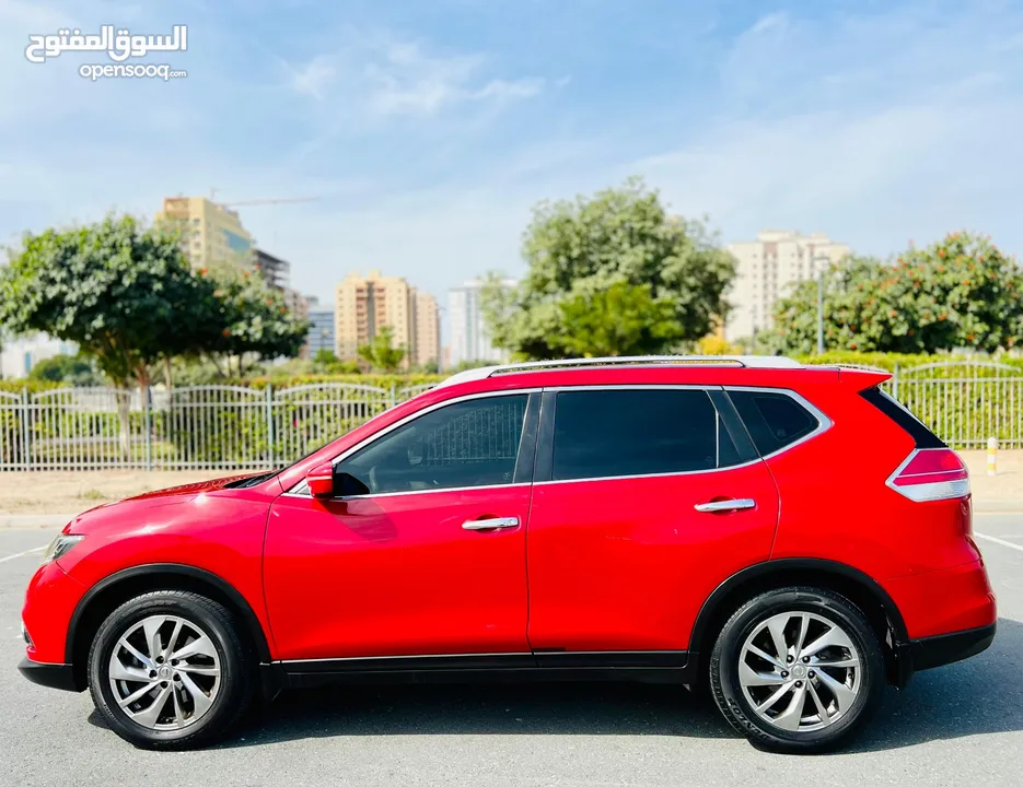 NISSAN XTRAIL 2015 RED GCC SL OPTION FULLY LOADED