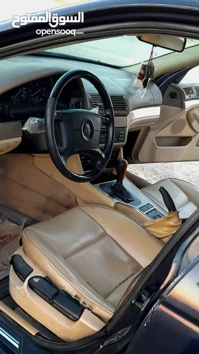 بي ام دب موديل 2000 اصلي مش محول ترخيص سنه ليست بحاجه شيىء ابدا نضيفه جدا وتعال وشوف بعينك