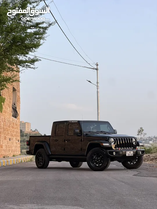 Jeep gladiator 2023 بسعر مغررري