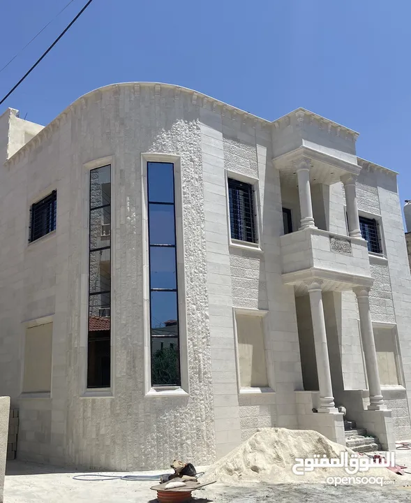 ڤيلا للبيع بسعر مغري