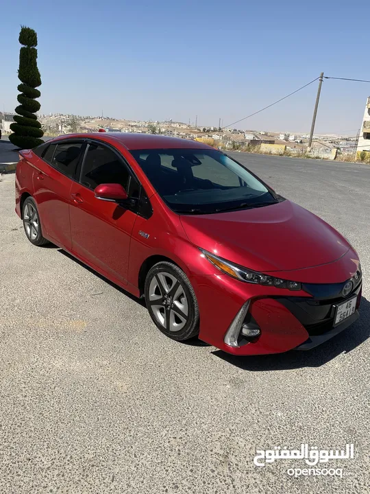 Toyota Prius prime plug-in Hybrid موديل 2017 بطارية ليثيوم فل كامل اعلى صنف