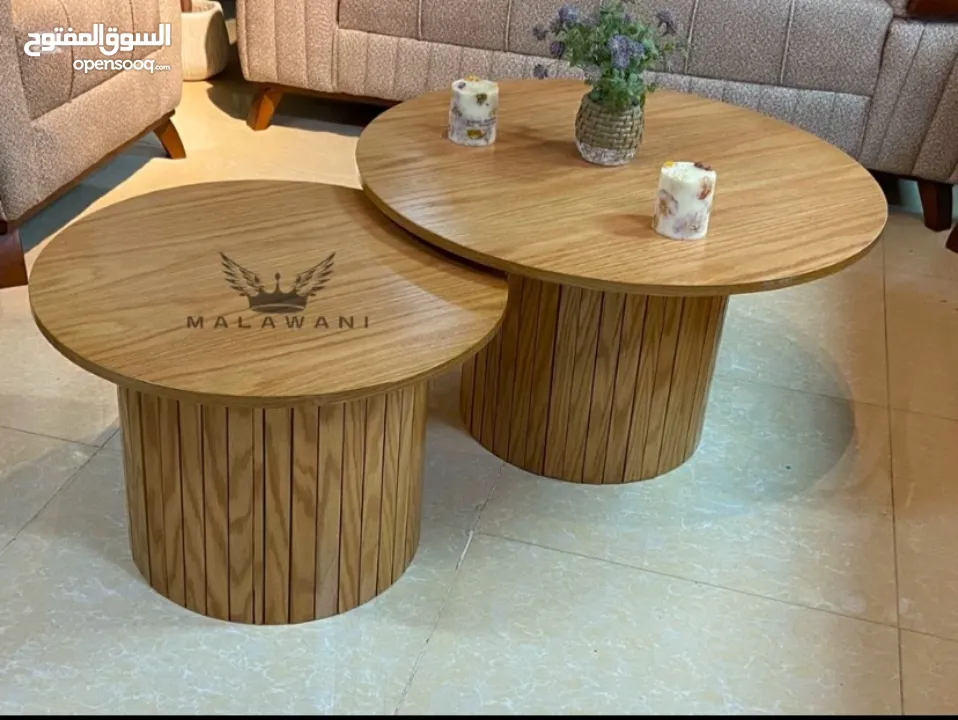 طاولة وسط عصرية