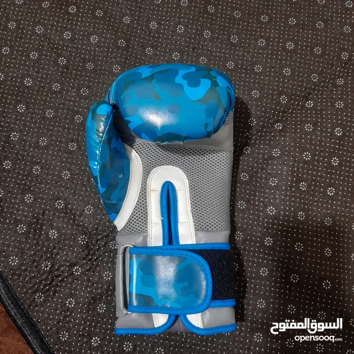 كفوف بوكسينغ ماركه 2tuf2tap صناعه باكستاني اصلي بحاله الوكاله