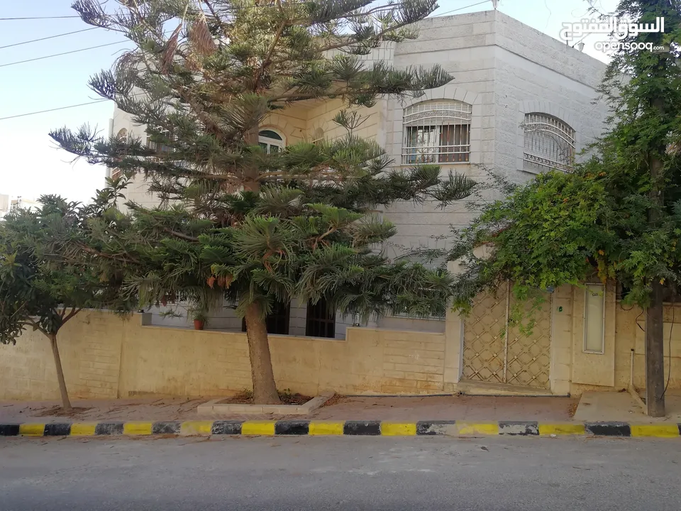 منزل مستقل مفروش للايجار للطلاب الخليجيين او العائلات الخليجية فقط