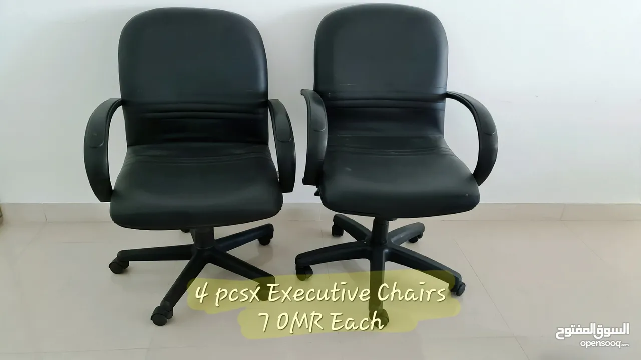 Excellent Condition Office Furniture for Sale.
