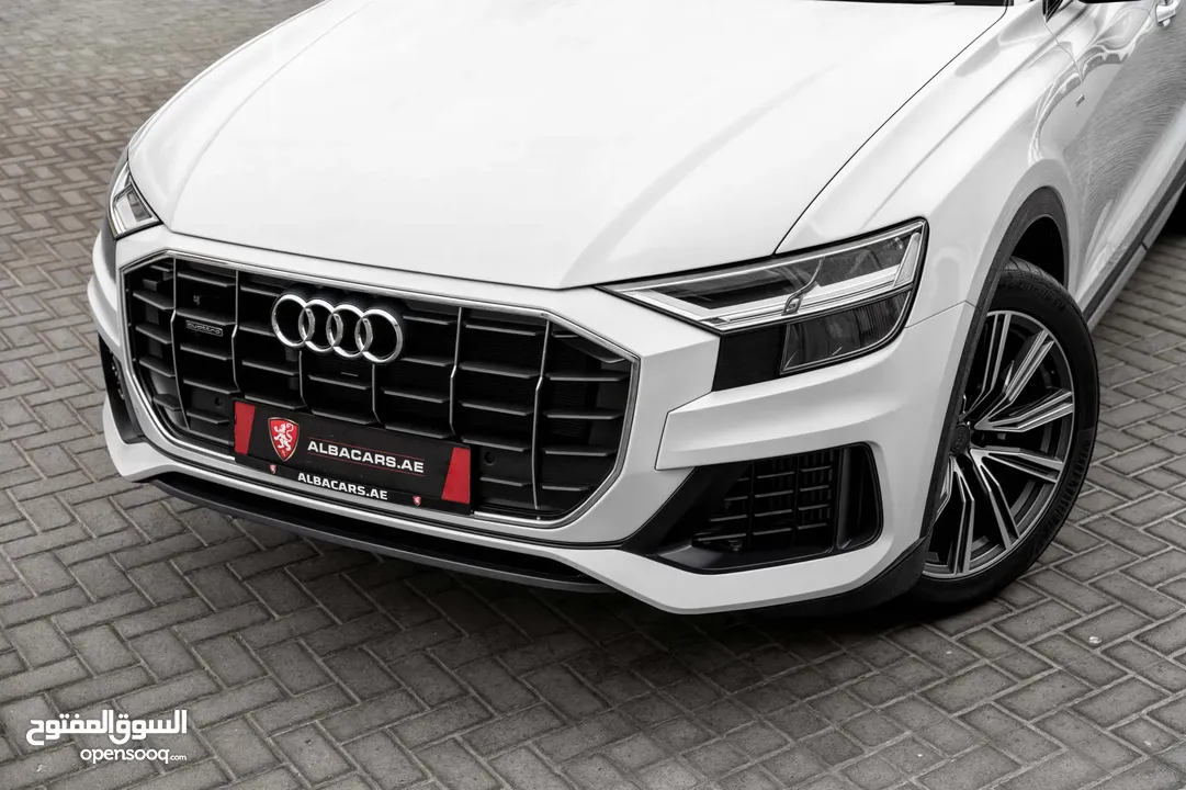 Audi Q8 S-LINE