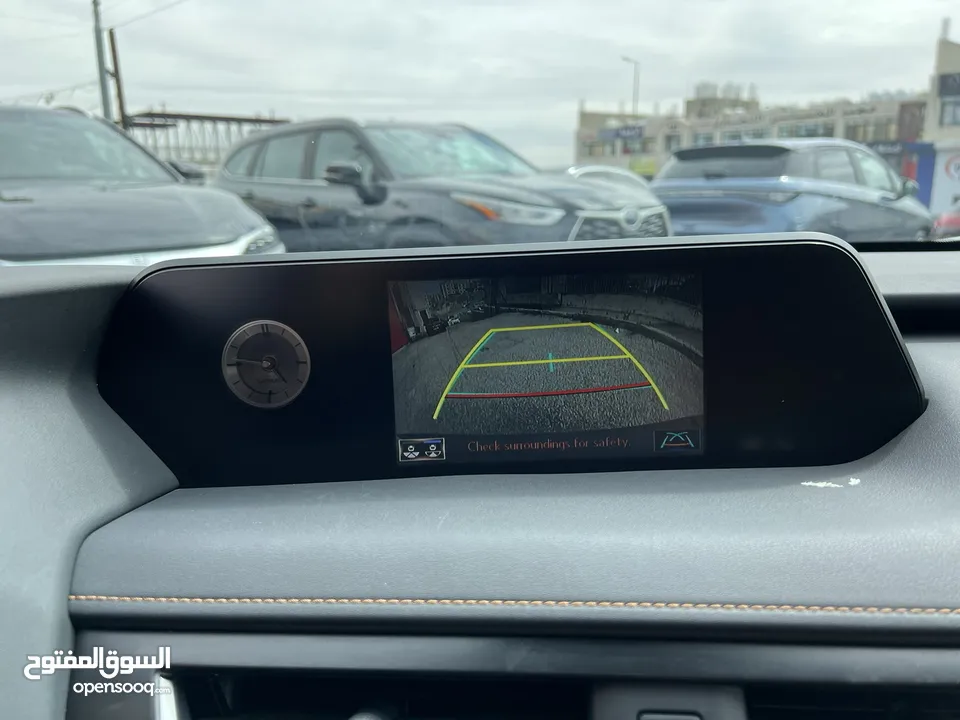 ليكزس UX300e كهربائية اعلى اضافات 2021