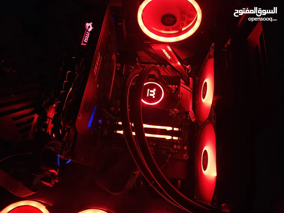 للبيع بسعر نار Ryzen 7 5800x و b450 aorus pro wifi
