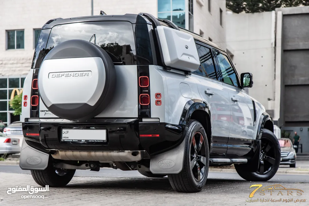 Land Rover Defender 2024 Hse  Black Edition Plug in hybrid   السيارة وارد و كفالة الشركة