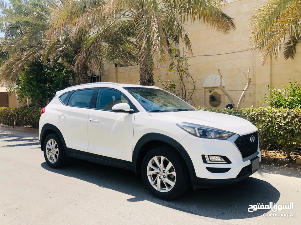 Hyundai Tucson 2.0 Bahrain Agency 2019 model for sale