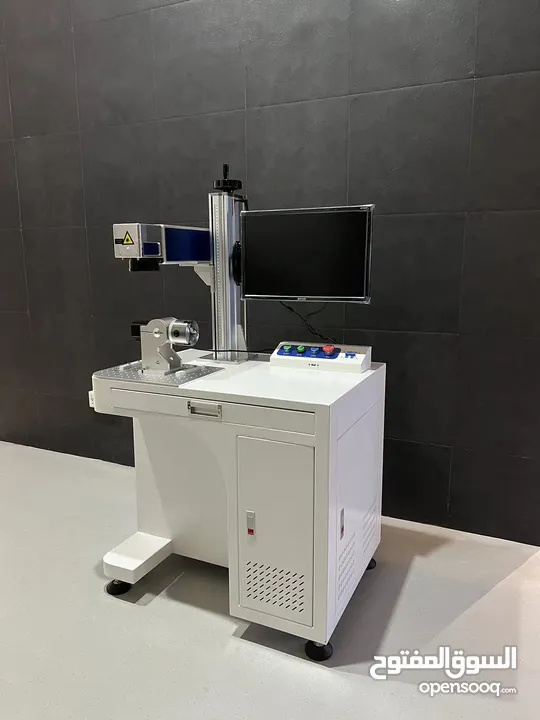 يتوفر طابعات فلكس و ماكينات قص Cnc راوتر ماكنة حفر و ليزر