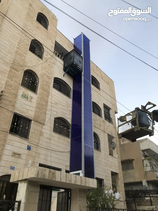 مصعد خارجي كامل مواصفات جيدة جدا مع سيفتي كامل