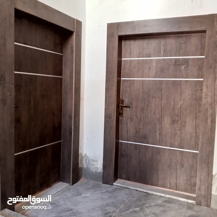 عرض على ابواب الخشب