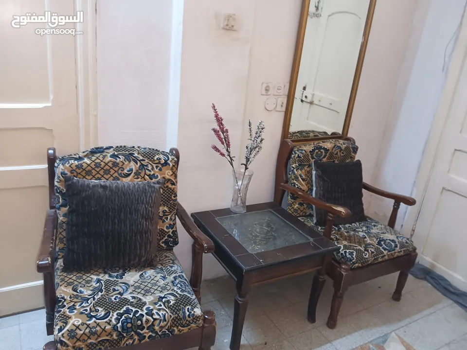 طقم كنبيات للبيع بسعر مغري