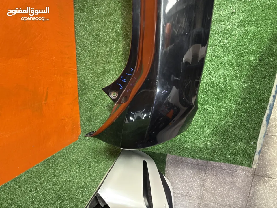 طمبون خلفي بريوس سي2012-2014  مستعمل اصلي ياباني بحالة جيده موضوح بصور  Toyota Prius c2012-2014