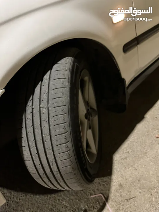 هوندا سيفك موديل 99 جير اوتوماتك جيد بسعر مناسب و قابل للتفاوض