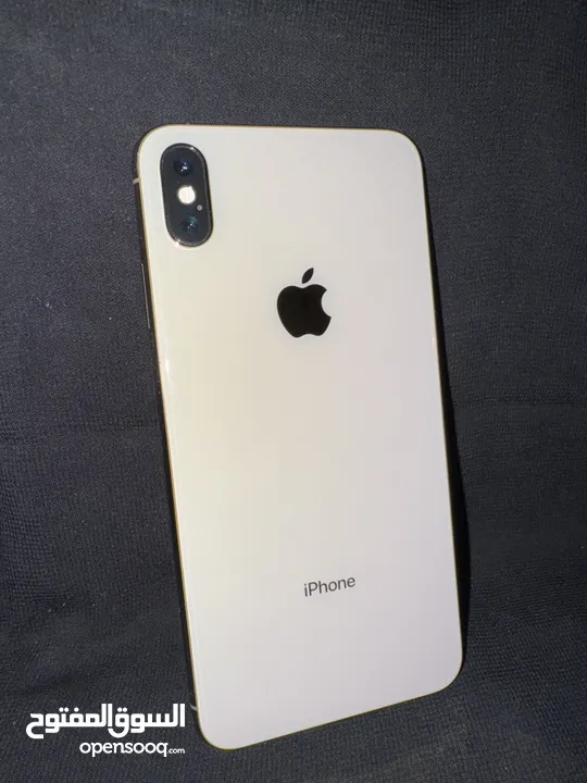 آيفون xs max للبيع الذاكرة 256 البطارية 75‎%‎