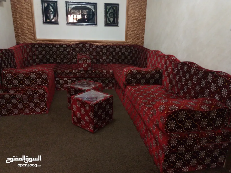 أثاث غرفة جلوس طقم كنب حرف  U  اثاث مستعمل بجودة جديدة
