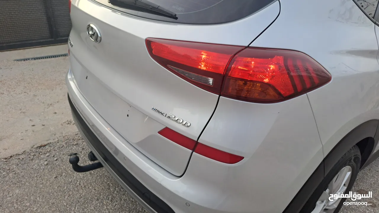 جيب هونداي توسان 2020 ديزل 4×4  يد اولا ولا غرام بويه 2000 تيربو بسعر لقطه الله يبارك