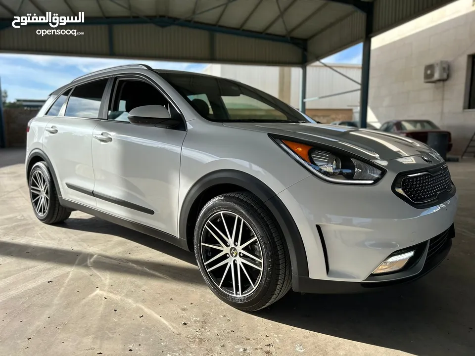 Kia Niro Hybrid Clean title 2019