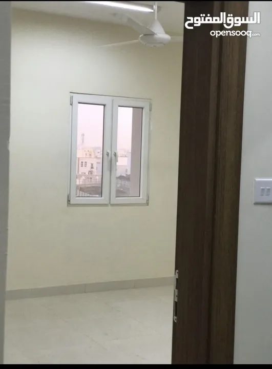 flat W/AC to rent nearest Muscat Mall/شقة مكيفة للإيجار قريب مسقط مول