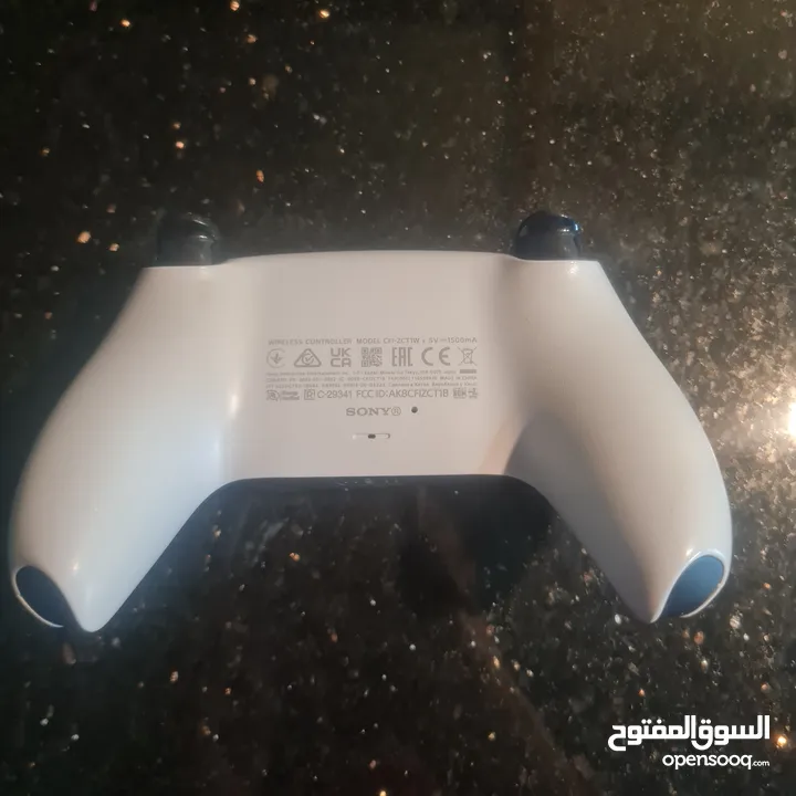 PlayStation 5 controller يد بلايستيشن 5 بحالة الوكالة