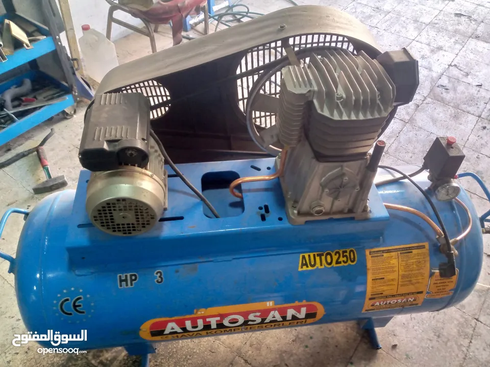 للبيع كمبييسر هواء جديد وكاله استعمال سنه صناعة التركي 250لتر