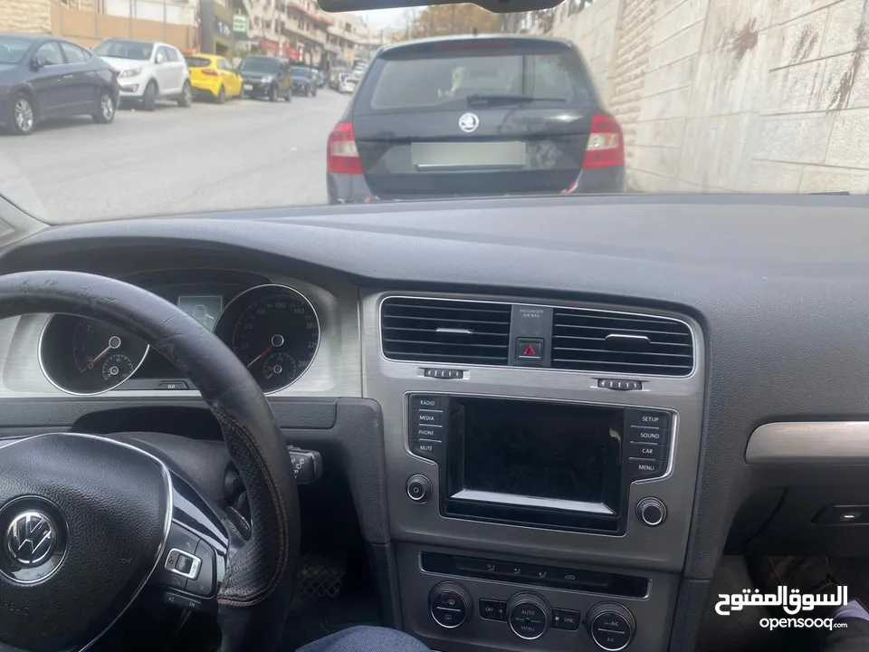Golf tsi ...