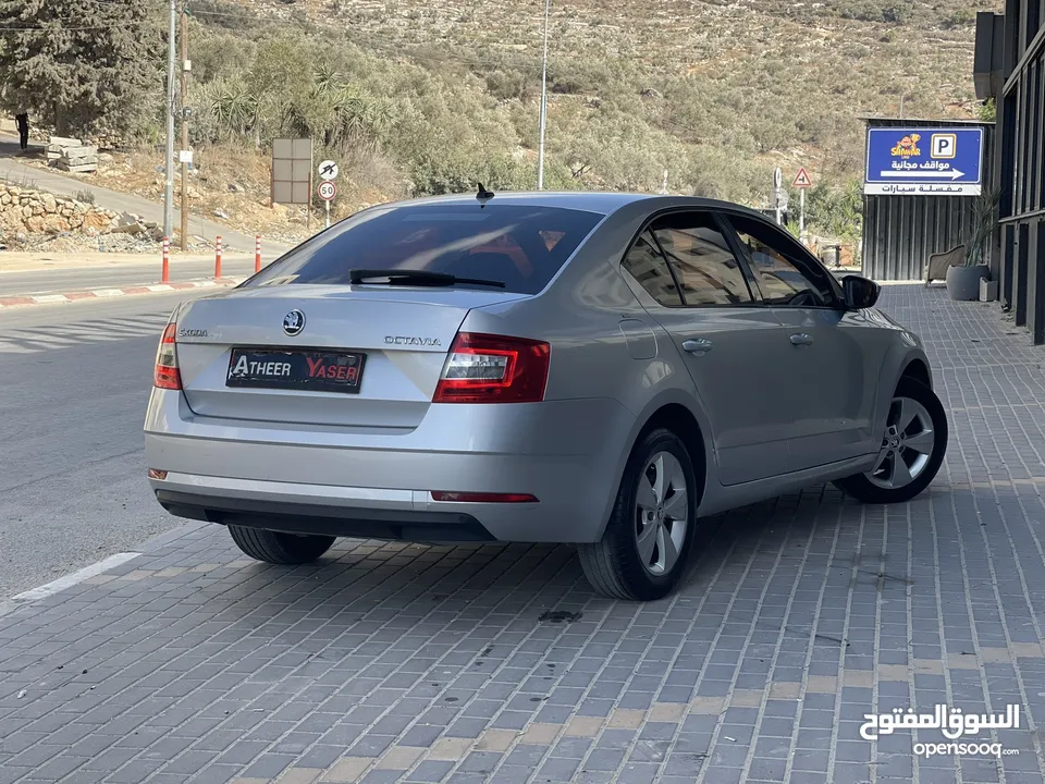 سكودا اوكتافيا 2020/19 بحااالة الشركة كراتين