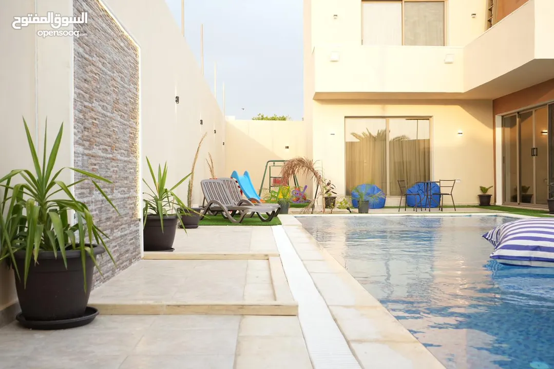 شاليه بمواصفات فاخره في البحر الميت للبيع