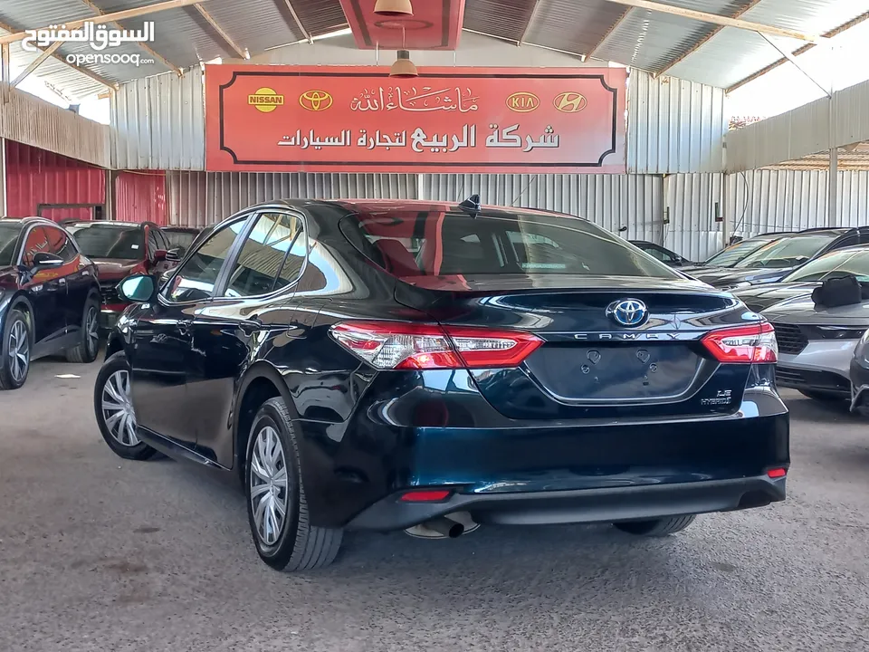 TOYOTA CAMRY HYBRID LITHIUM LE 2020 (تويوتا كامري هايبرد 2020 ليثيوم LE )